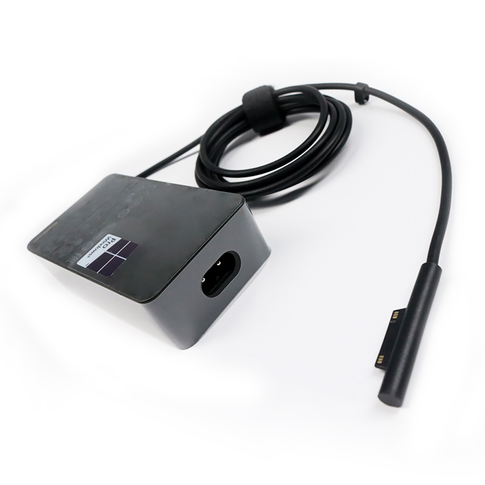 Caricabatterie per tablet pc 1 - Microsoft Tablet Accessories recensione e prezzo